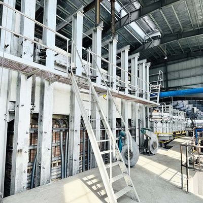 comprar Horno refractario de fusión de vidrio de 120 Tpd con extremo de cocción para envases de vidrio online manufacture